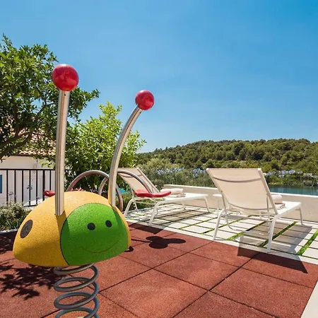 Luxury Seafront Blue Heaven Ciovo With Pool