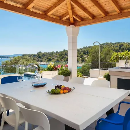 Luxury Seafront Blue Heaven Ciovo With Pool * Trogir