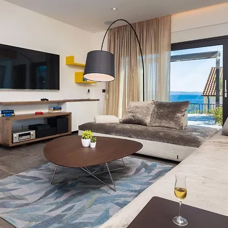 Luxury Seafront Blue Heaven Ciovo With Pool Vila *